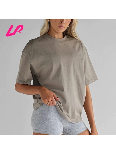 Upgrade your casual style with our oversized heavyweight t shirt. Shop now for a range of sizes and colors to elevate your wardrobe with our oversized heavyweight t shirt.